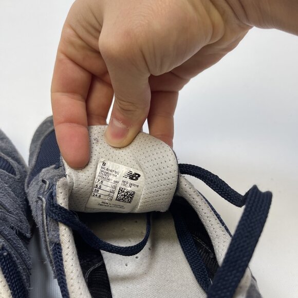 New Balance Womens 696 WL696FSC Navy Blue Shoes Classics Sneakers Size 7.5 US - Picture 8 of 13